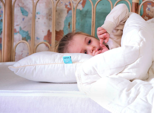 Bebekler için Yatak Seçimi Nasıl Olmalı?